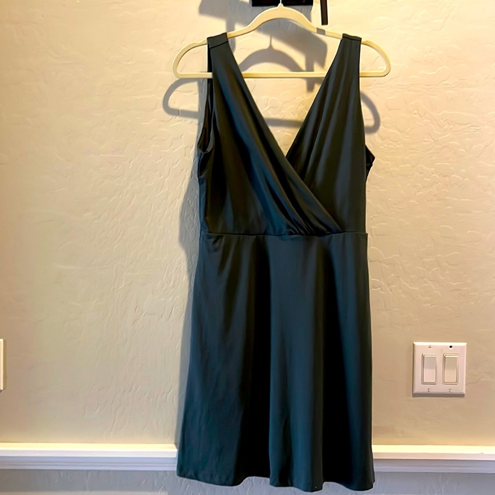 NWT LOFT size 6 petite dress gorgeous green with stretch